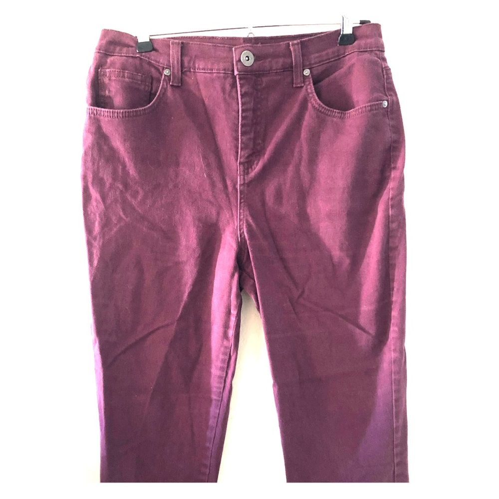 Distressed artists Jeans
